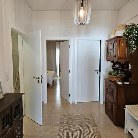Moderno Na Com Varanda Grande Apartment