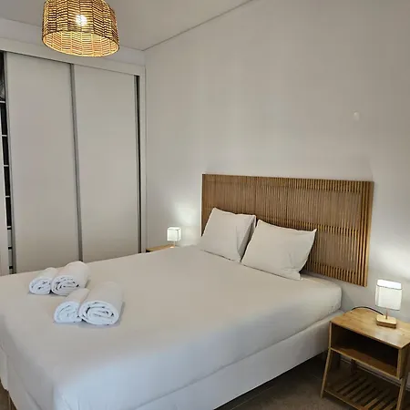 Moderno Na Com Varanda Grande